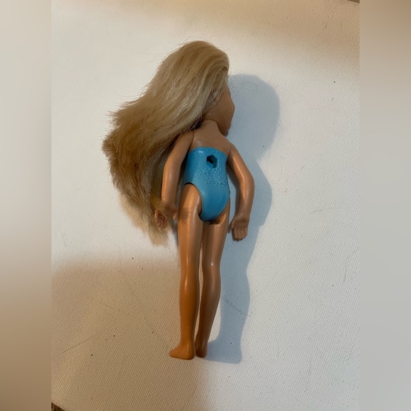 Mattel barbie Chelsea doll 2017 - Picture 2 of 2